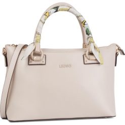 Torebka LIU JO - M Satchel A19103 E0040 Soia 21404. Brązowe torebki klasyczne Liu Jo, bez wzorów, ze skóry ekologicznej, bez dodatków. W wyprzedaży za 379.00 zł.