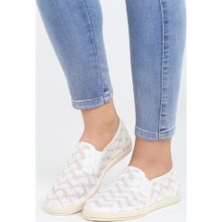 Białe Espadryle People Talking. Białe espadryle Born2be, bez wzorów, bez zapięcia. Za 29.99 zł.