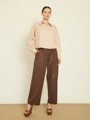 BGN Koszula w kolorze beżowym rozmiar: 34. Brązowe koszule BGN, bez wzorów, bez kołnierzyka, bez ramiączek. Za 86.99 zł.