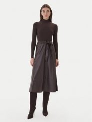 TWINSET Sukienka dzianinowa 252TT3560 Brązowy Slim Fit. Brązowe sukienki Twinset, s, bez wzorów, z dzianiny, bez kołnierzyka, bez ramiączek. Za 1,209.00 zł.