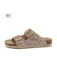 Teegu Klapki w kolorze złotym rozmiar: 38. Żółte klapki teegu, bez wzorów, z otwartym noskiem, bez obcasa. Za 121.99 zł.