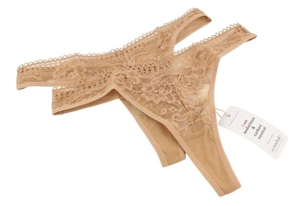 Scandale Le String Sensual Nude T17 — stringi damskie 2-pack XL. Brązowe stringi Erima, bez wzorów, z bawełny. Za 241.99 zł.