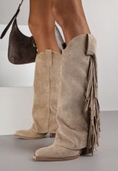 Ciemnobeżowe Kozaki Kowbojki na Obcasie z Wywiniętą Cholewką z Frędzlami Monasatia. Brązowe kozaki Born2be, z dzianiny, bez obcasa, na obcasie, bez zapięcia. Za 179.99 zł.