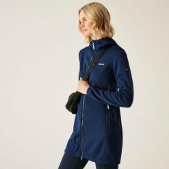 Bluza turystyczna damska Bloomfield. Niebieskie bluzy Regatta, bez wzorów, z poliesteru, bez kaptura. W wyprzedaży za 199.99 zł.