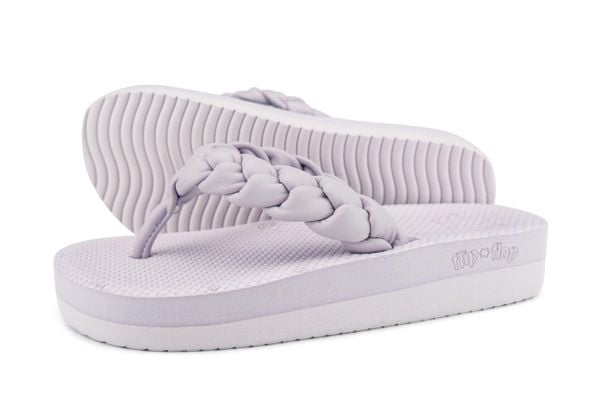 Klapki basenowe damskie Flip Flop Comfy Weave. Fioletowe klapki Flip Flop, bez wzorów, z gumy, bez obcasa. Za 89.25 zł.
