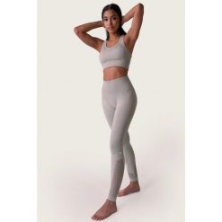 Legginsy compresivo deportivo. Szare legginsy Anaissa, m, bez wzorów, z poliamidu. W wyprzedaży za 190.00 zł.