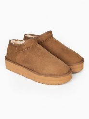 Blackfield Botki zimowe "Fiaza" w kolorze jasnobrązowym rozmiar: 38. Brązowe botki Blackfield, na zimę, bez wzorów, z materiału, z okrągłym noskiem, bez obcasa, na platformie, bez zapięcia. Za 152.98 zł.