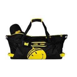 Torba Duffle Prince x Smiley. Czarne torby na ramię PRINCE, bez wzorów, sportowe, na ramię, duże, bez dodatków. Za 340.05 zł.