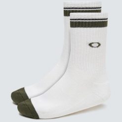Skarpetki turystyczne długie unisex Oakley Essential Socks 3 pary. Białe skarpety Oakley, bez wzorów. Za 70.99 zł.