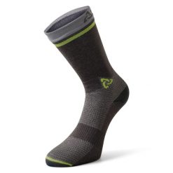 Skarpety COOLMAX@ wodoodporne. Skarpety PLASTIMO, bez wzorów, z materiału. Za 119.99 zł.
