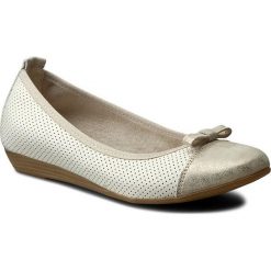 Baleriny LASOCKI STORIA-01. Brązowe baleriny Lasocki, bez wzorów, z nubiku, bez obcasa. W wyprzedaży za 84.98 zł.