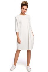 Ecru Luźna Sukienka Dzianinowa z Dekoltem na Plecach. Niebieskie sukienki MOE, l, bez wzorów, z bawełny, wizytowe, bez kołnierzyka, bez ramiączek. Za 248.90 zł.