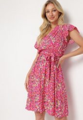 Różowa Wiskozowa Kopertowa Sukienka Wiązana Materiałowym Sznurkiem z Gumką w Talii Zanlea. Czerwone sukienki Born2be, na spotkanie biznesowe, na lato, s, bez wzorów, z materiału, bez kołnierzyka, bez ramiączek, mini, kopertowe. Za 59.99 zł.