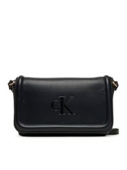Calvin Klein Torebka Bold Ck Flap Crossbody LV04F1027G Czarny. Czarne listonoszki Calvin Klein, bez wzorów, ze skóry, bez dodatków. Za 349.99 zł.