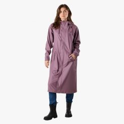 Kurtka przeciwdeszczowa damska do wędrówek wodoodporna Väderöarna Long Coat W. Fioletowe kurtki sportowe SWEDEMOUNT, bez wzorów, bez kaptura. Za 297.00 zł.