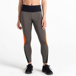 Damskie legginsy Dare 2B Move. Zielone legginsy Dare 2b, bez wzorów. W wyprzedaży za 217.00 zł.
