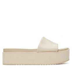 Klapki Calvin Klein Jeans. Klapki Calvin Klein Jeans, bez wzorów, z jeansu, bez obcasa. Za 199.99 zł.