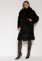 Czarny Jednorzędowy Płaszcz Futro z Szerokim Kołnierzem Wedinalia. Czarne płaszcze Born2be, l, bez wzorów, z futra, bez kaptura. Za 329.99 zł.
