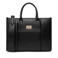 Torebka Nine West. Czarne torebki klasyczne Nine West, bez wzorów, bez dodatków. Za 369.99 zł.