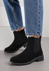 Czarne Botki w Stylu Sztybletów z Elastyczną Wstawką Kanelle. Czarne botki Born2be, bez wzorów, bez obcasa, na płaskiej podeszwie, bez zapięcia. Za 79.99 zł.