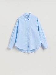 Koszula z ozdobnym kołnierzem - jasnoniebieski. Niebieskie koszule Reserved, l, bez wzorów, z bawełny, bez kołnierzyka, bez ramiączek. Za 119.99 zł.