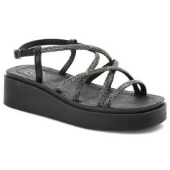 Sandały damskie Filippo, na grubej platformie eleganckie zapinane sprzączką, czarne, DS6898-25-BK. Czarne sandały Filippo, bez wzorów, ze splotem, eleganckie, bez obcasa, na platformie, bez zapięcia. Za 99.99 zł.