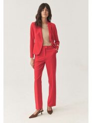 TATUUM Spodnie "Sas" w kolorze koralowym rozmiar: 36. Czerwone spodnie materiałowe Tatuum, na co dzień, bez wzorów, z materiału, z podwyższonym stanem. Za 170.47 zł.