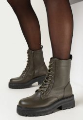 Zielone Sznurowane Botki Workery Luxira. Zielone botki Born2be, z aplikacjami, z jeansu, bez obcasa, na płaskiej podeszwie, bez zapięcia. Za 89.99 zł.