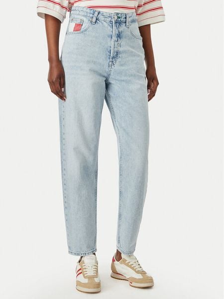 Tommy Jeans Jeansy DW0DW23467 Niebieski Mom Fit. Niebieskie jeansy Tommy Jeans, bez wzorów. Za 429.99 zł.