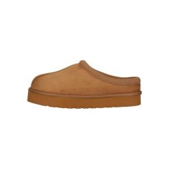 Kapcie damskie Whistler Acelo. Brązowe obuwie domowe Whistler, bez wzorów, bez zapięcia. Za 226.00 zł.