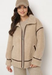 Beżowa Kurtka Oversize z Futerka Typu Baranek z Wysokim Kołnierzem z Paskiem z Klamrą Torisha. Brązowe kurtki Born2be, l, bez wzorów, z jeansu, bez kaptura. Za 289.99 zł.