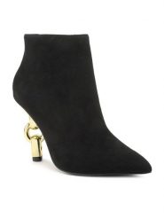 Kat Maconie Botki Toni Czarny. Czarne botki Kat Maconie, bez wzorów, ze skóry, bez obcasa, na słupku, bez zapięcia. Za 1,699.00 zł.