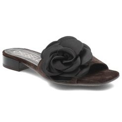 Brązowe Klapki Chebello Eleganckie Obuwie Damskie. Brązowe klapki CheBello, bez wzorów, bez obcasa, na obcasie. Za 439.00 zł.