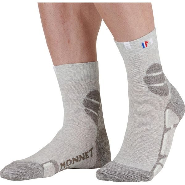 Skarpetki Monnet Mid Lin. Białe skarpety MONNET, bez wzorów. Za 167.00 zł.