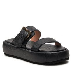 Klapki Pollini. Czarne klapki Pollini, bez wzorów, bez obcasa. Za 659.99 zł.