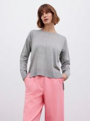 BGN Sweter w kolorze szarym rozmiar: 38. Szare swetry BGN, bez wzorów, bez ramiączek. Za 120.45 zł.