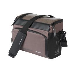 Torba rowerowa na kierownicę „Move”, brązowa. Brązowe torby na ramię BASIL, bez wzorów, sportowe, na ramię, bez dodatków. Za 279.90 zł.