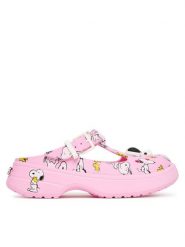Crocs Klapki Peanuts Mary Jane Clog 211130 Różowy. Czerwone klapki Crocs, bez wzorów, z tworzywa sztucznego, bez obcasa. Za 359.99 zł.