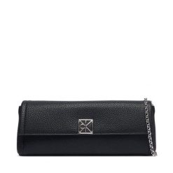 Torebka Calvin Klein. Czarne torebki klasyczne Calvin Klein, bez wzorów, bez dodatków. Za 489.99 zł.