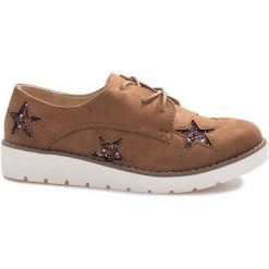 Brązowe Camel mokasyny w gwiazdki Big Stars. Brązowe mokasyny ButyModne, bez wzorów, z jeansu, bez obcasa. Za 59.00 zł.