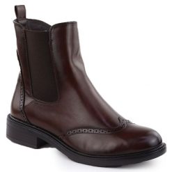 Botki damskie ocieplane sztyblety brązowe Potocki SZ12686. Brązowe botki POTOCKI, bez wzorów, ze skóry ekologicznej, bez obcasa, bez zapięcia. Za 189.99 zł.