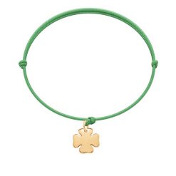 Bransoletka z pozłacaną koniczyną na cienkim trawiastym sznurku. Zielone bransoletki Lilou, pozłacane. Za 89.00 zł.