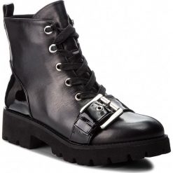 Botki STEVE MADDEN - Vixie Ankleboot SM11000067-03009-001 Black. Czarne botki Steve Madden, z aplikacjami, z materiału, bez obcasa, na obcasie, bez zapięcia. W wyprzedaży za 429.00 zł.
