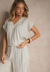 Biało-Niebieska Bluzka z Bawełny w Paski Ozdobiona Guzikiem Araluna. Białe bluzki Renee, l, bez wzorów, z bawełny, eleganckie, bez kołnierzyka, bez ramiączek. W wyprzedaży za 62.99 zł.