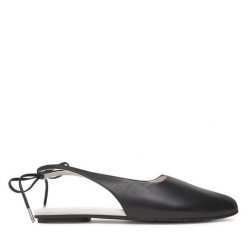 Sandały Calvin Klein. Czarne sandały Calvin Klein, bez wzorów, bez obcasa, na płaskiej podeszwie, bez zapięcia. Za 279.99 zł.