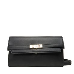 Torebka Valentino. Czarne listonoszki Valentino, bez wzorów, bez dodatków. Za 549.99 zł.