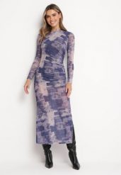 Granatowa Dopasowana Sukienka Maxi w Fantazyjny Print Sartine. Niebieskie sukienki Born2be, l, z aplikacjami, bez kołnierzyka, bez ramiączek, maxi, dopasowane. Za 149.99 zł.