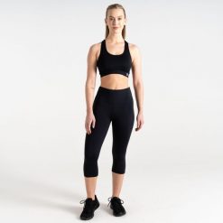 Leginsy damskie sportowe Dare 2B Influential 3/4. Czarne legginsy sportowe Dare 2b, s, bez wzorów, na fitness i siłownię. Za 79.99 zł.