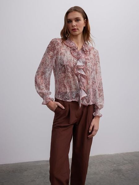 BGN Bluzka w kolorze jasnoróżowo-czerwonym rozmiar: 34. Czerwone bluzki BGN, bez wzorów, bez kołnierzyka, bez ramiączek. Za 56.79 zł.