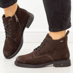 Czekoladowe zamsz botki damskie Vinceza 39953. Brązowe botki VINCEZA, na jesień, bez wzorów, z jeansu, bez obcasa, na płaskiej podeszwie, bez zapięcia. Za 279.00 zł.